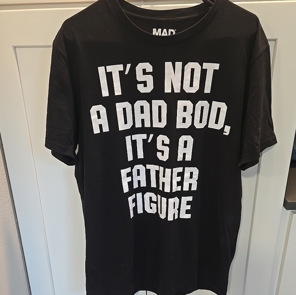 MAD ENGINE Mens Black Graphic Print T Shirt Size Large Gag Gift